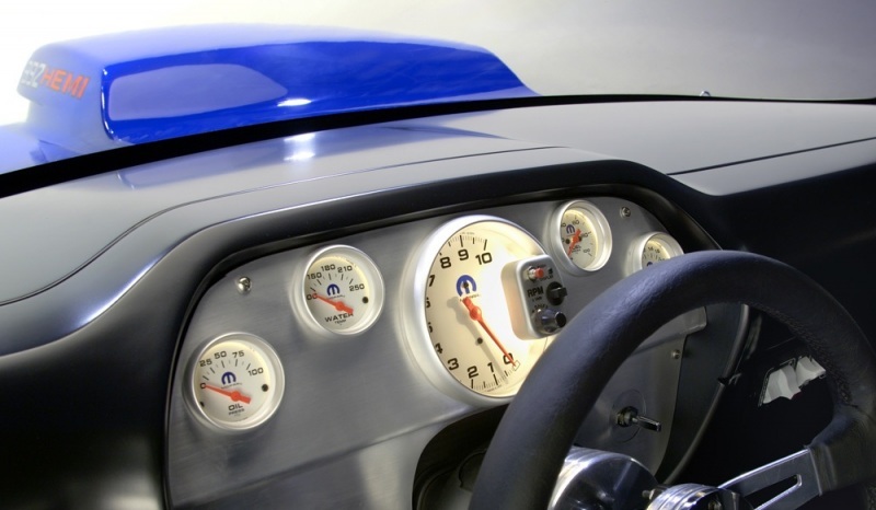 Challenger_Interior-3-2