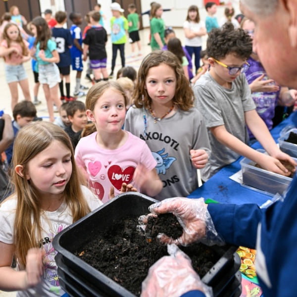 2025HayesEarthDay-0578sz